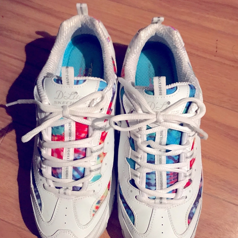 Sketchers shoes
